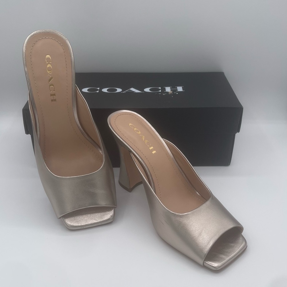 COACH LAURENCE METALLIC PLATINUM CHAMPAGNE WOMENS PUMP SIZE 8.5